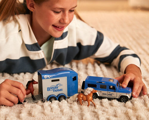 Breyer Farms™ Land Rover® and Tag-A-Long Horse Trailer
