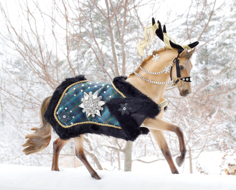 Breyer Highlander | 2023 Holiday Horse | Retired