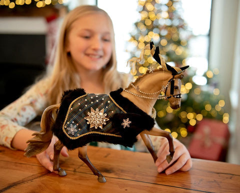 Breyer Highlander | 2023 Holiday Horse | Retired